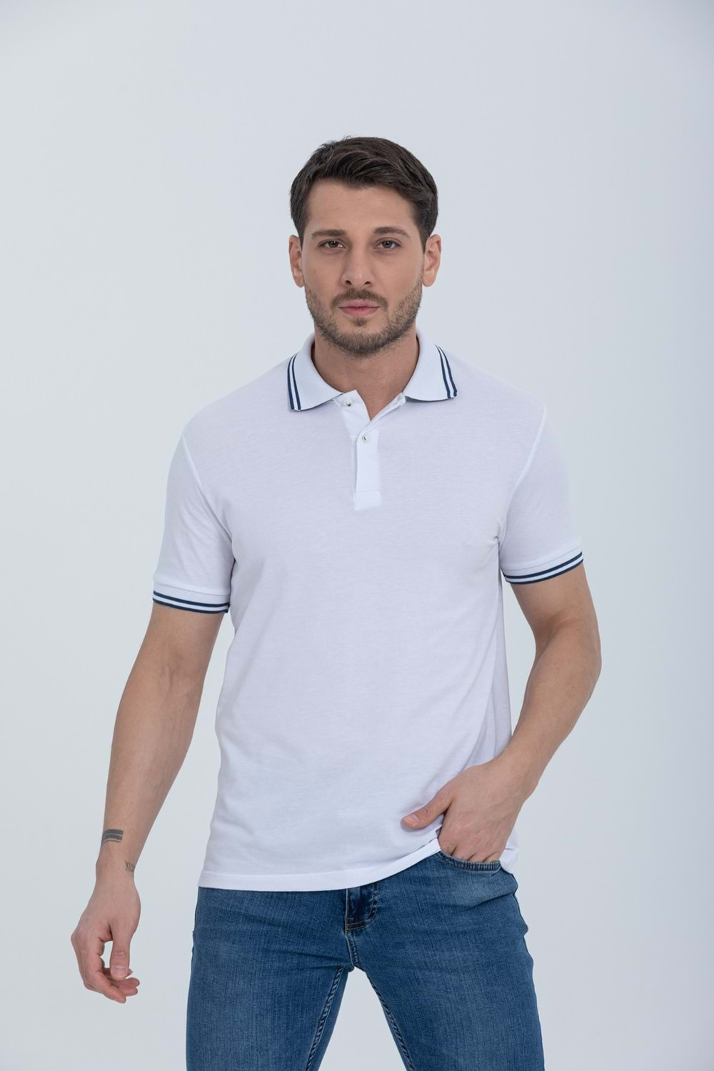 Pool Park Beyaz Düğmeli Polo Yaka Erkek T-Shirt