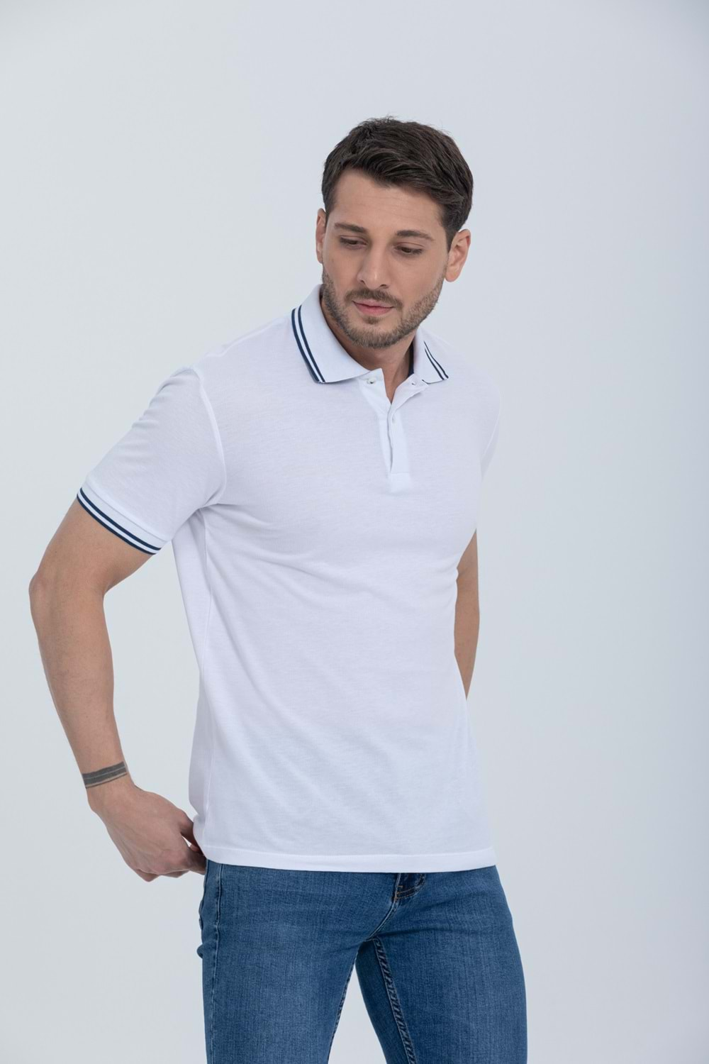 Pool Park Beyaz Düğmeli Polo Yaka Erkek T-Shirt